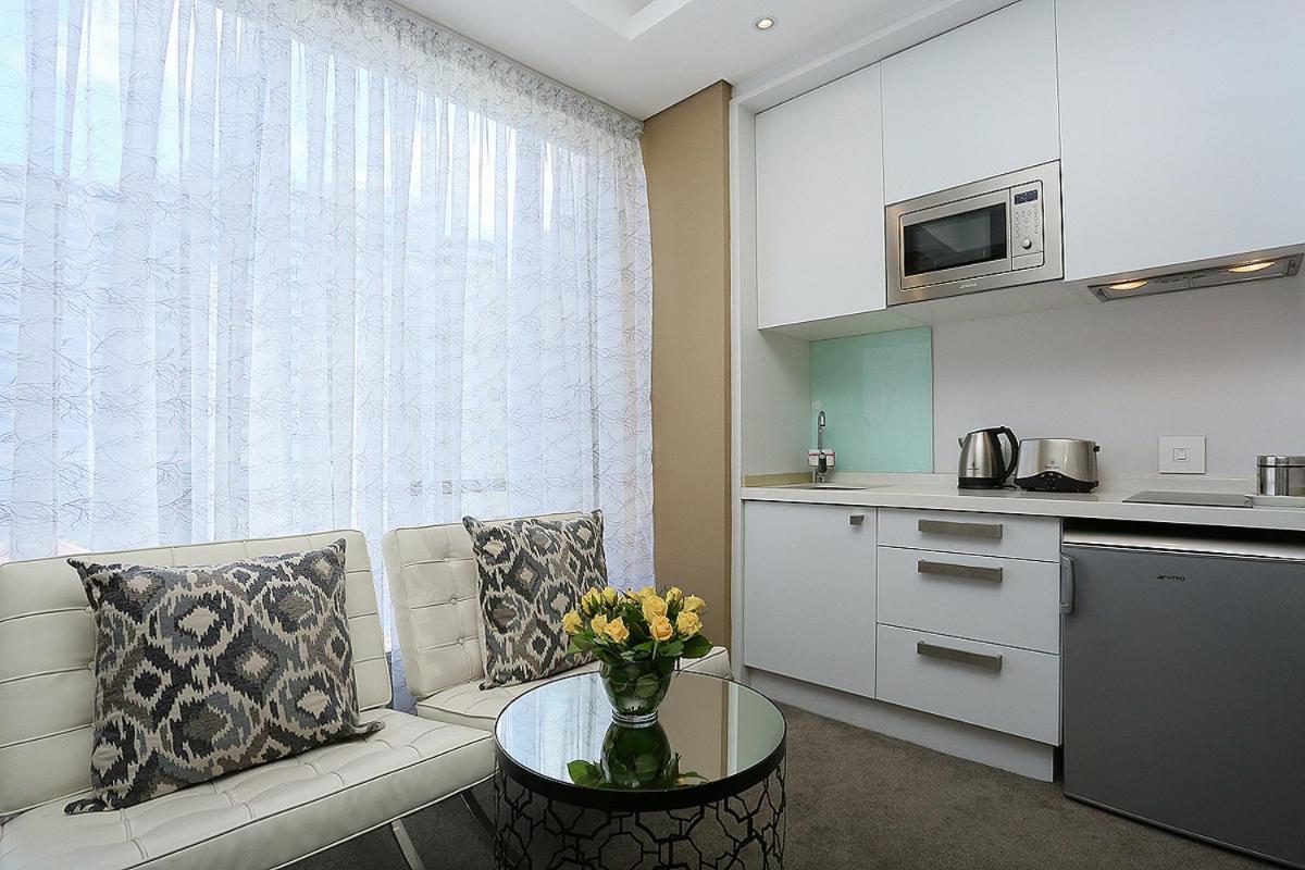 304 Sandton Skye Йоханесбург Екстериор снимка