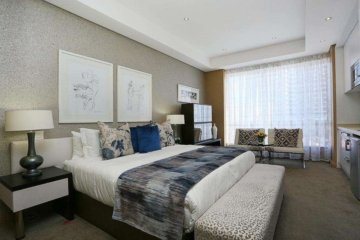 304 Sandton Skye Йоханесбург Екстериор снимка