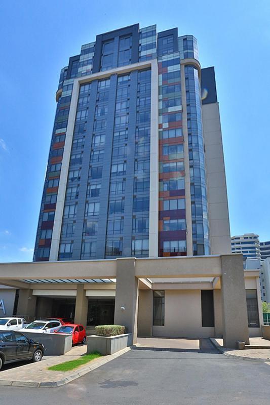 304 Sandton Skye Йоханесбург Екстериор снимка